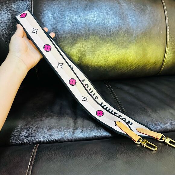 Louis Vuitton Jacquard Strap Black and Pink - Picture 3 of 8